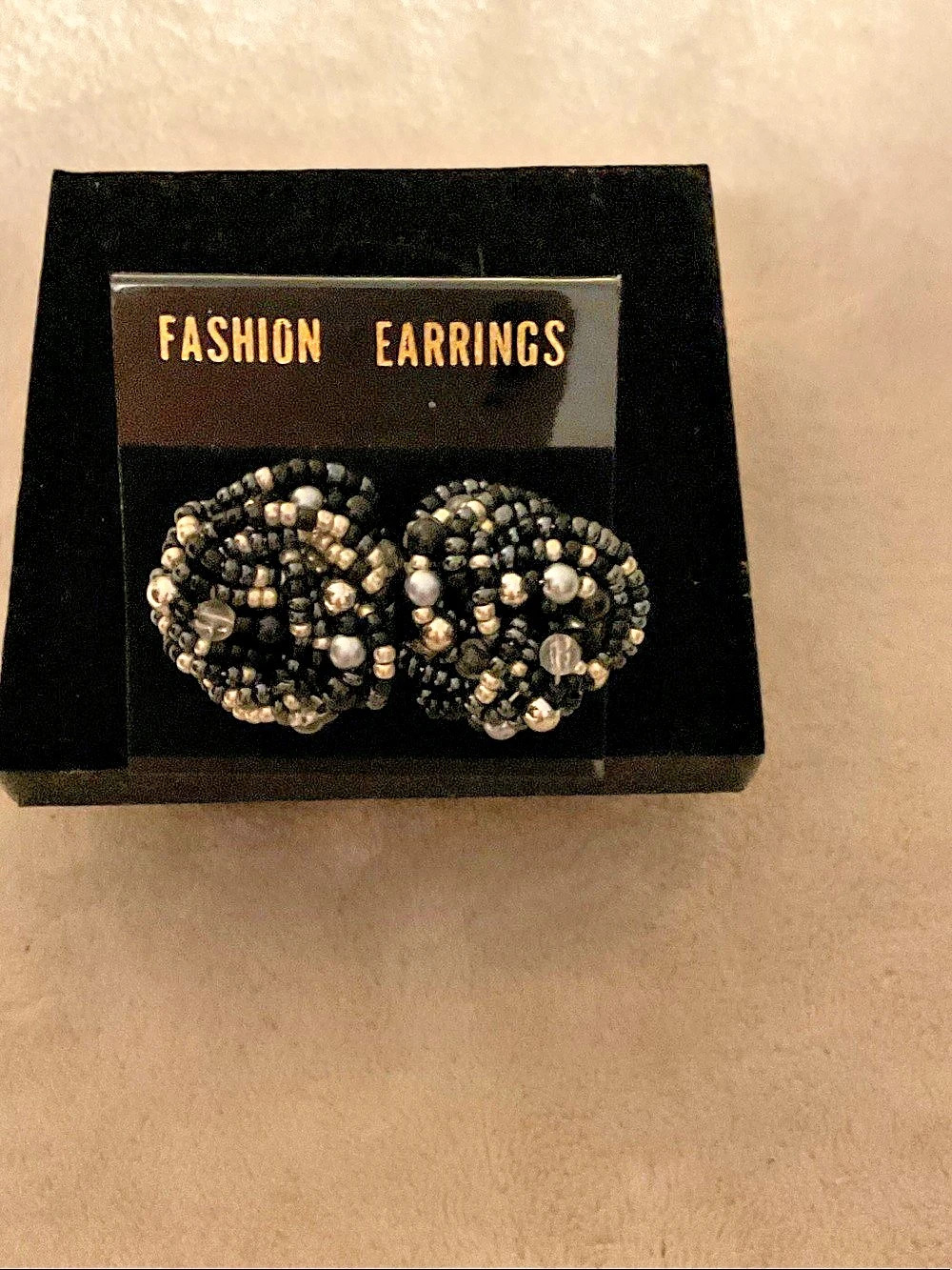 Beaded Clip-On Earrings in Black & Silver Like New